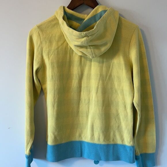 𝅺The North Face Zip Up Sweater - Picture 6 of 7